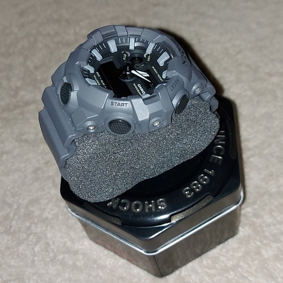 Watch - Picture 4 of 4